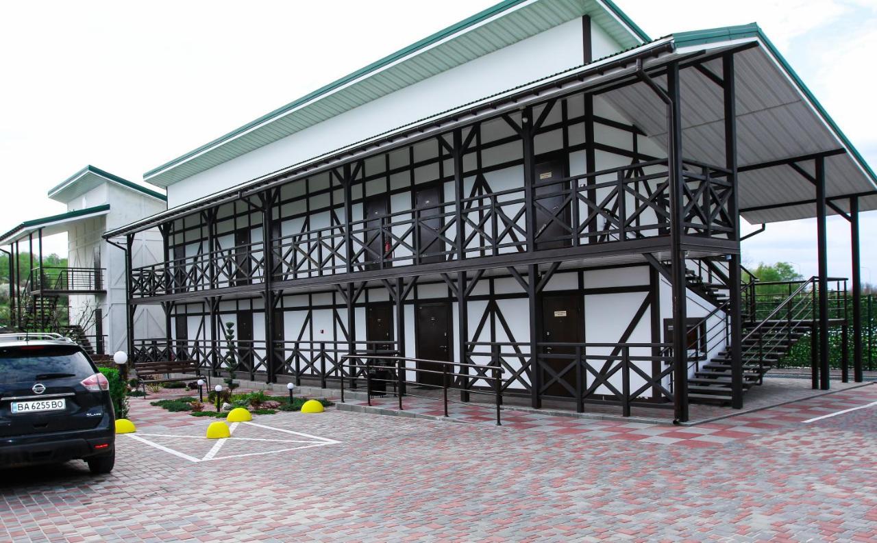 Hotel Lubenska Sloboda Olshanka Exterior foto