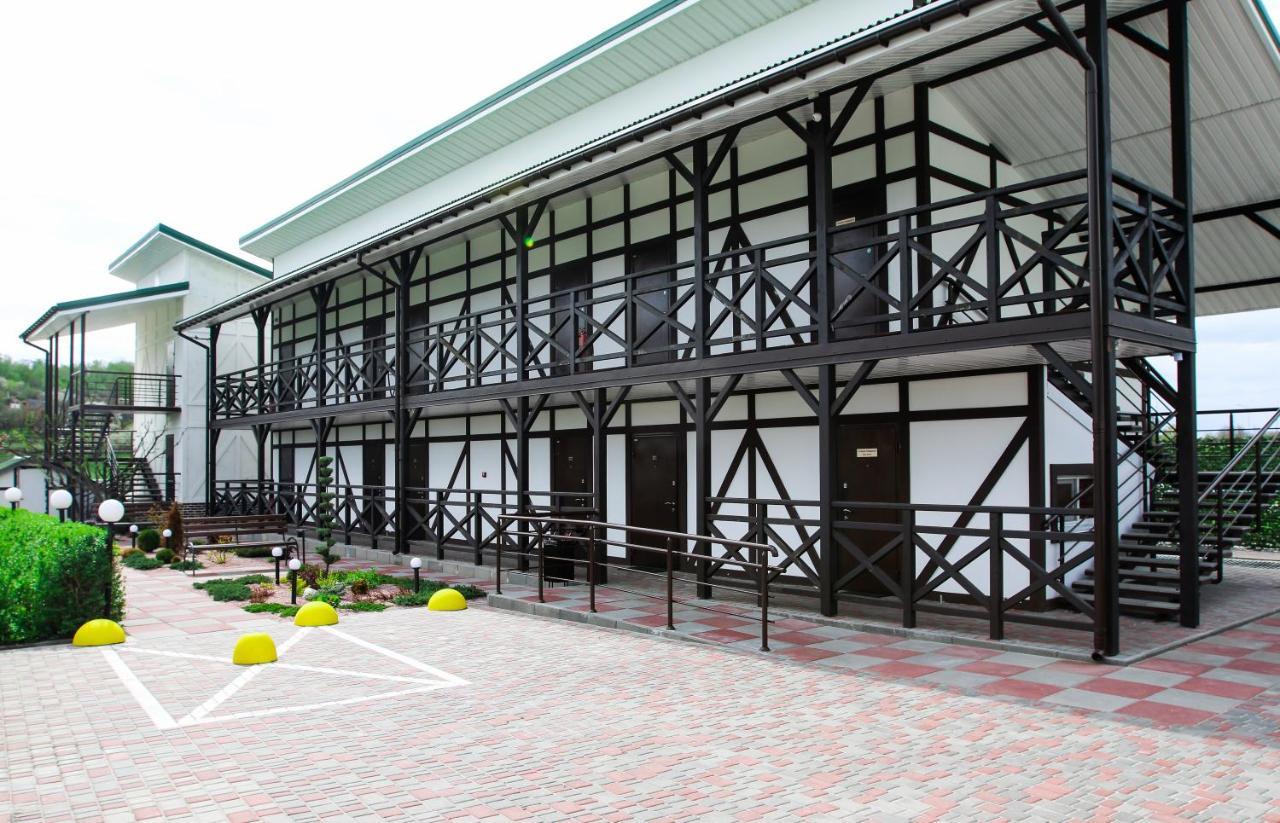 Hotel Lubenska Sloboda Olshanka Exterior foto