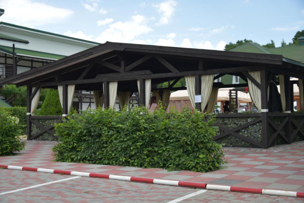 Hotel Lubenska Sloboda Olshanka Exterior foto